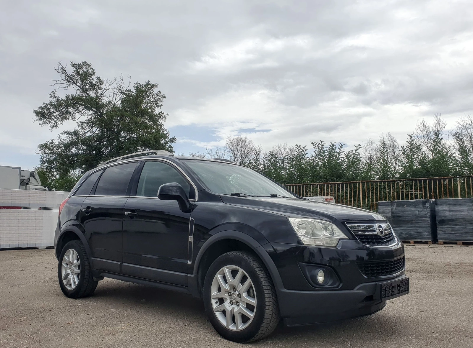 Opel Antara 2.2d 163 к.с. ПАРКТРОНИК КОЖА ТЕМНПОМАТ - изображение 2