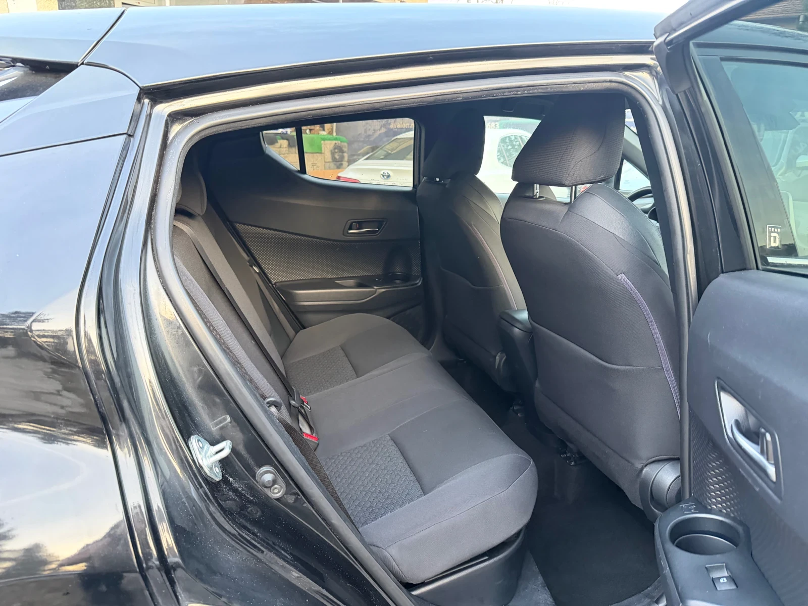 Toyota C-HR  1.8 HYBRID Keyless go  Distronic Euro 6 | Mobile.bg � ����������� 15