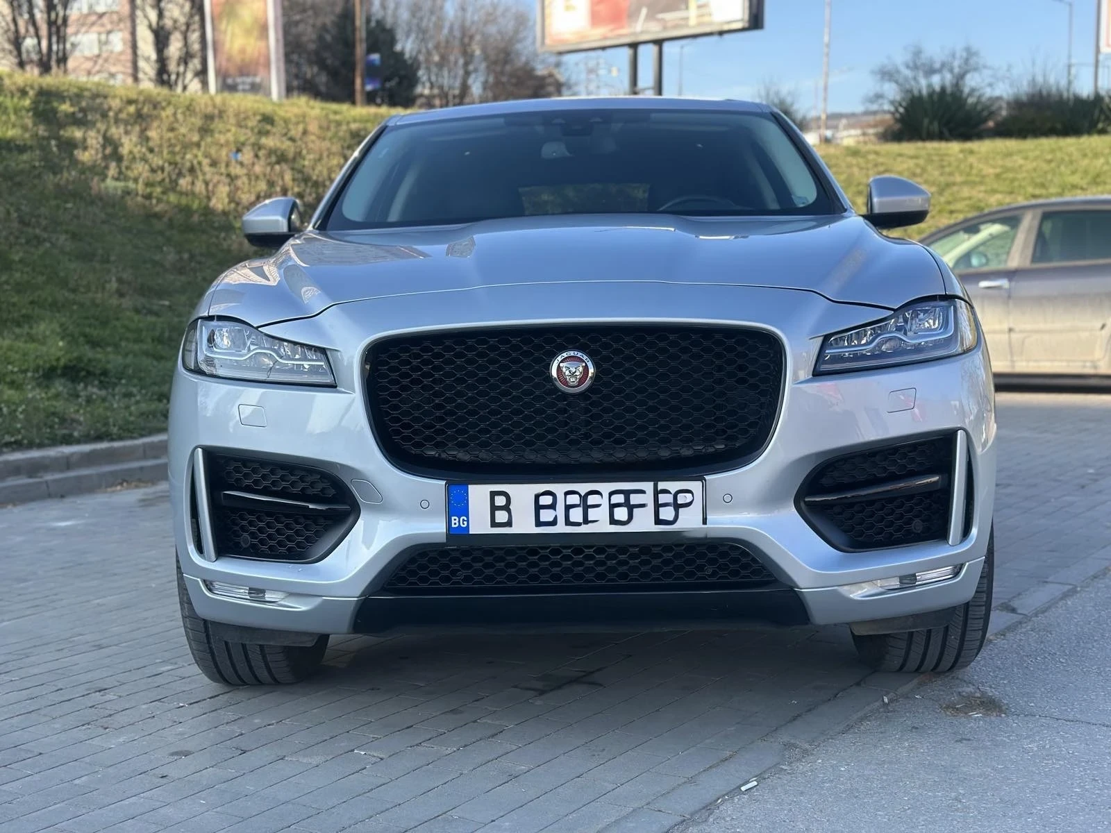 Jaguar F-PACE 2, 0D EXLUSIVE R-Sport, FULL, снимка 5 - Автомобили и джипове - 53804620