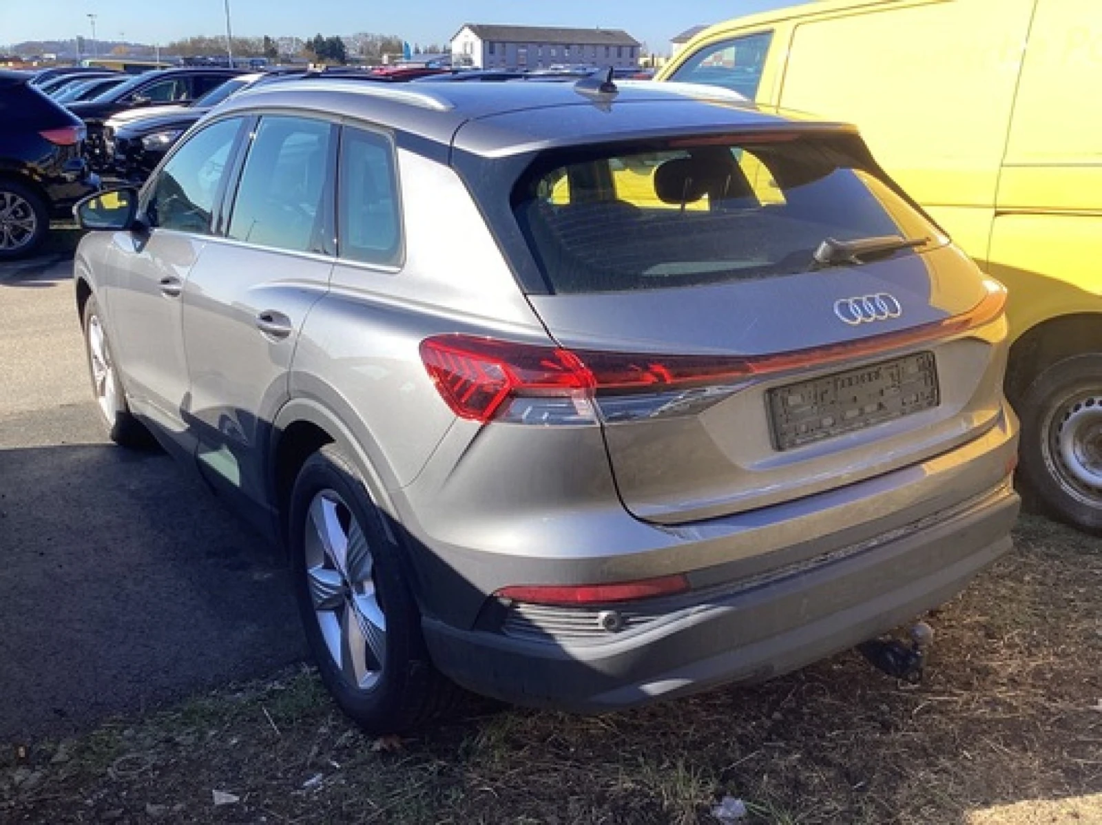 Audi Q4 E-tron 40* SOH- 92%, снимка 3 - Автомобили и джипове - 54063282