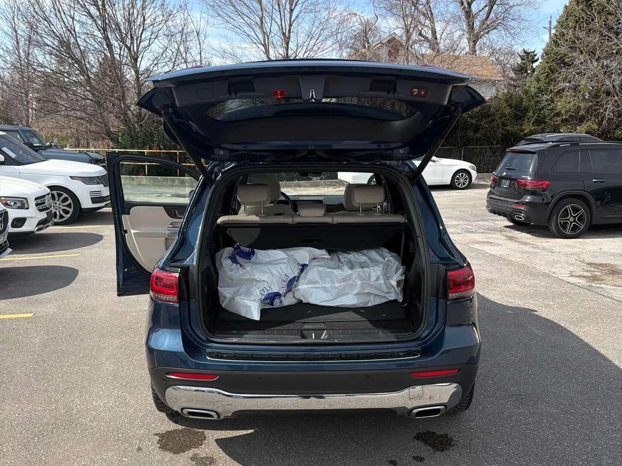 Mercedes-Benz GLC 250  * ПАНО * ПОДГРЕВИ * KEYLESS * CARFAX, снимка 13 - Автомобили и джипове - 54094007