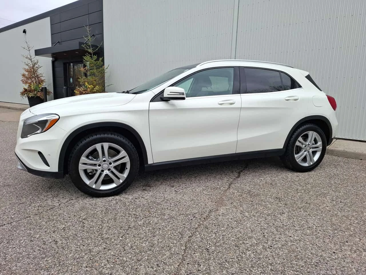 Mercedes-Benz GLA 250 * CARFAX * ���� �� �� | Mobile.bg � ����������� 4