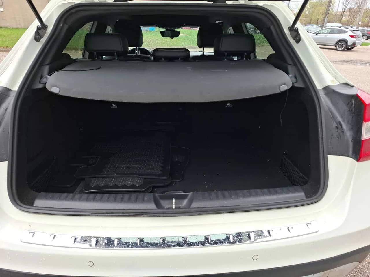 Mercedes-Benz GLA 250 * CARFAX * ���� �� �� | Mobile.bg � ����������� 9