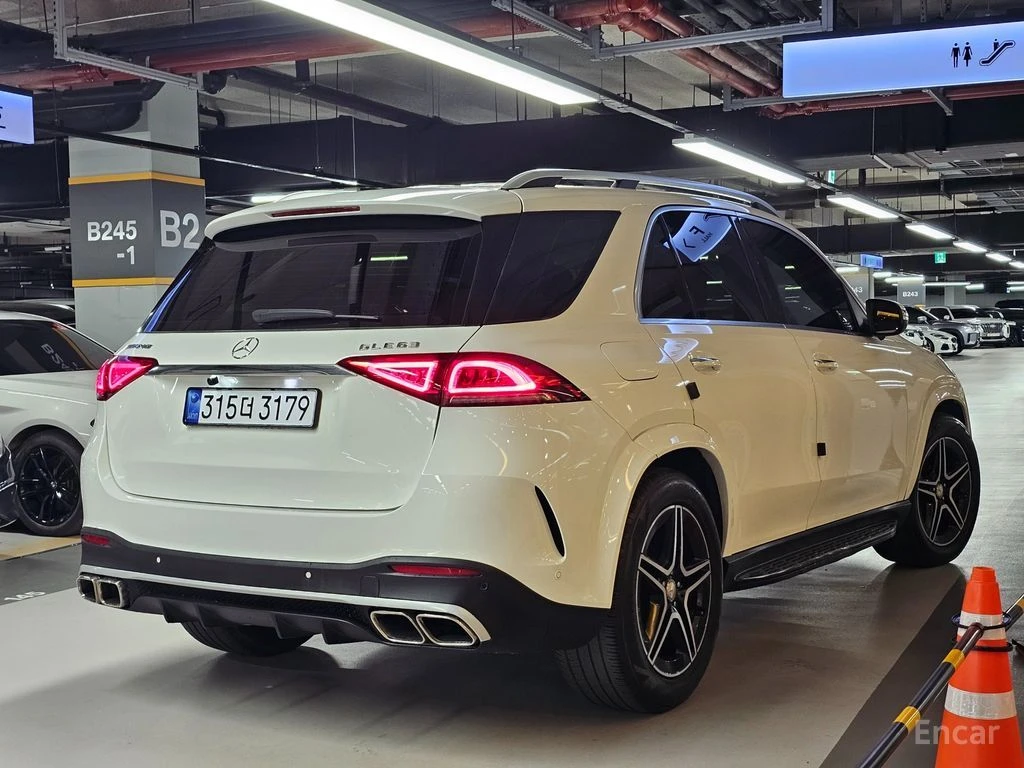 Mercedes-Benz GLE 300 d 4MATIC* FULL AMG PACK* 360 CAM* КРАЙНА ЦЕНА* , снимка 6 - Автомобили и джипове - 54884153