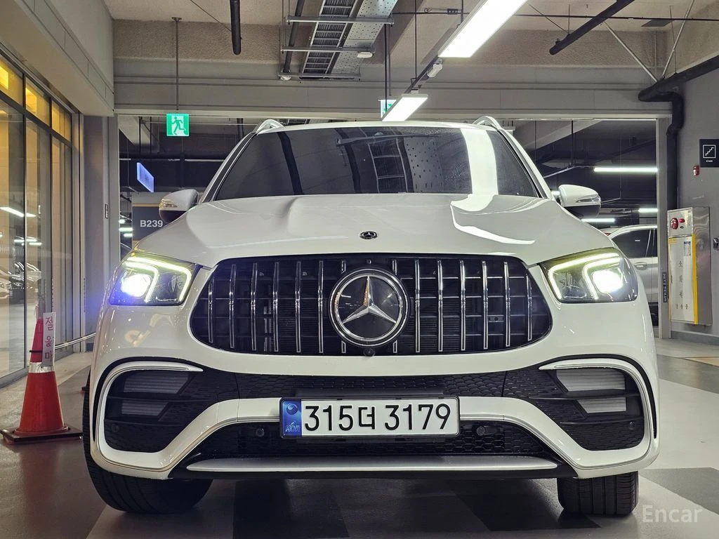 Mercedes-Benz GLE 300 d 4MATIC* FULL AMG PACK* 360 CAM* КРАЙНА ЦЕНА* , снимка 2 - Автомобили и джипове - 54884153