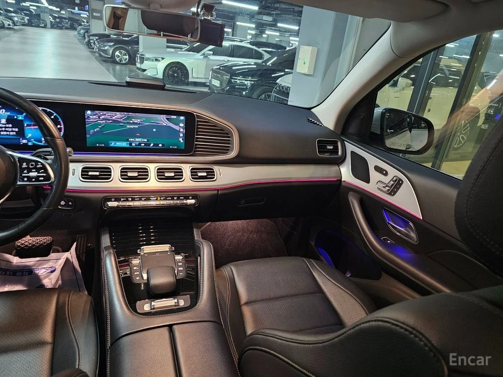 Mercedes-Benz GLE 300 d 4MATIC* FULL AMG PACK* 360 CAM* КРАЙНА ЦЕНА* , снимка 10 - Автомобили и джипове - 54884153