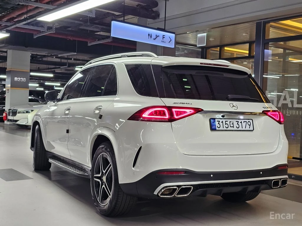 Mercedes-Benz GLE 300 d 4MATIC* FULL AMG PACK* 360 CAM* КРАЙНА ЦЕНА* , снимка 4 - Автомобили и джипове - 54884153