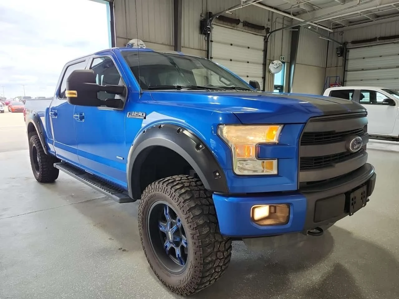 Ford F150 LARIAT CREW CAB STANDARD BED| , снимка 2 - Автомобили и джипове - 55416486