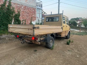 Mercedes-Benz 310 310 Д Бордови, снимка 8