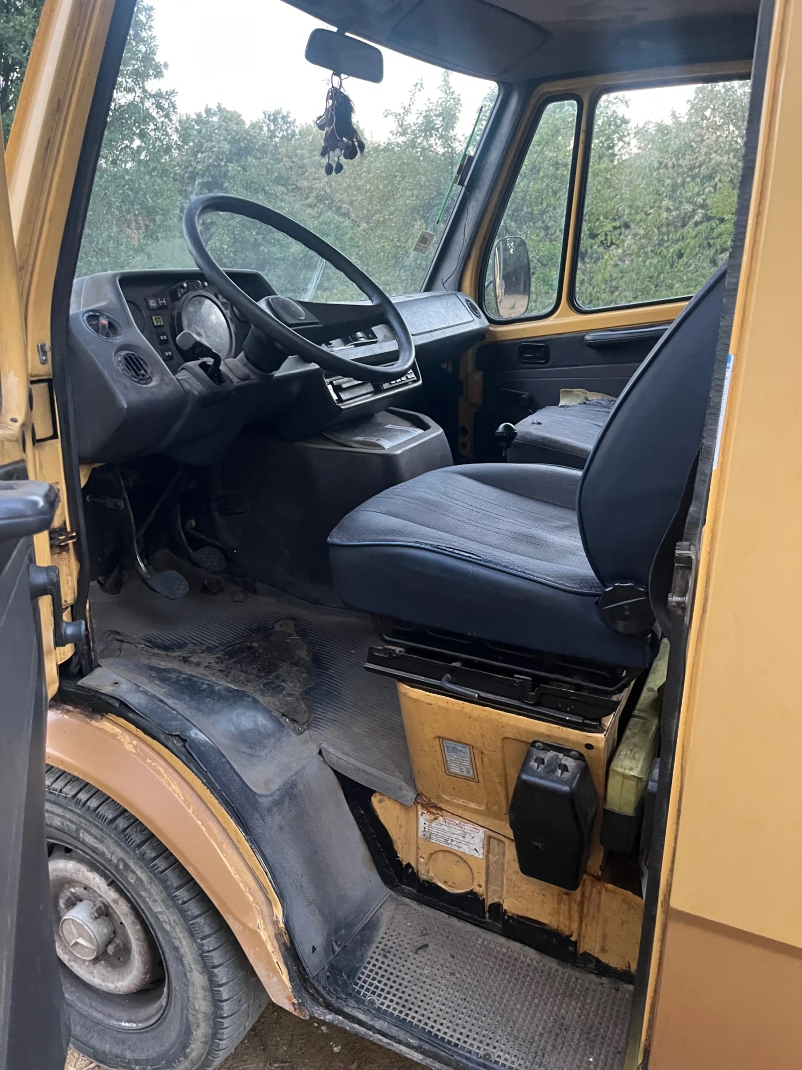 Mercedes-Benz 310 310 Д Бордови, снимка 10 - Бусове и автобуси - 55879393