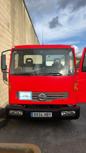 Nissan Atleon Пътна помощ, снимка 2