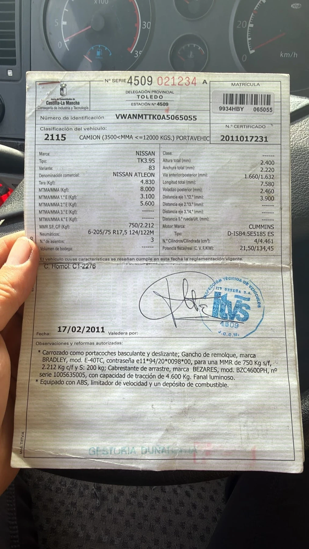 Nissan Atleon Пътна помощ, снимка 9 - Камиони - 56298969