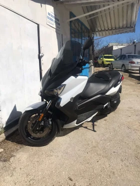     Yamaha X-max 400