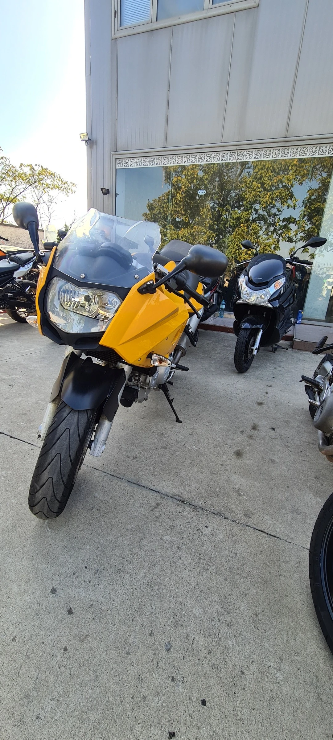 BMW F   | Mobile.bg   17