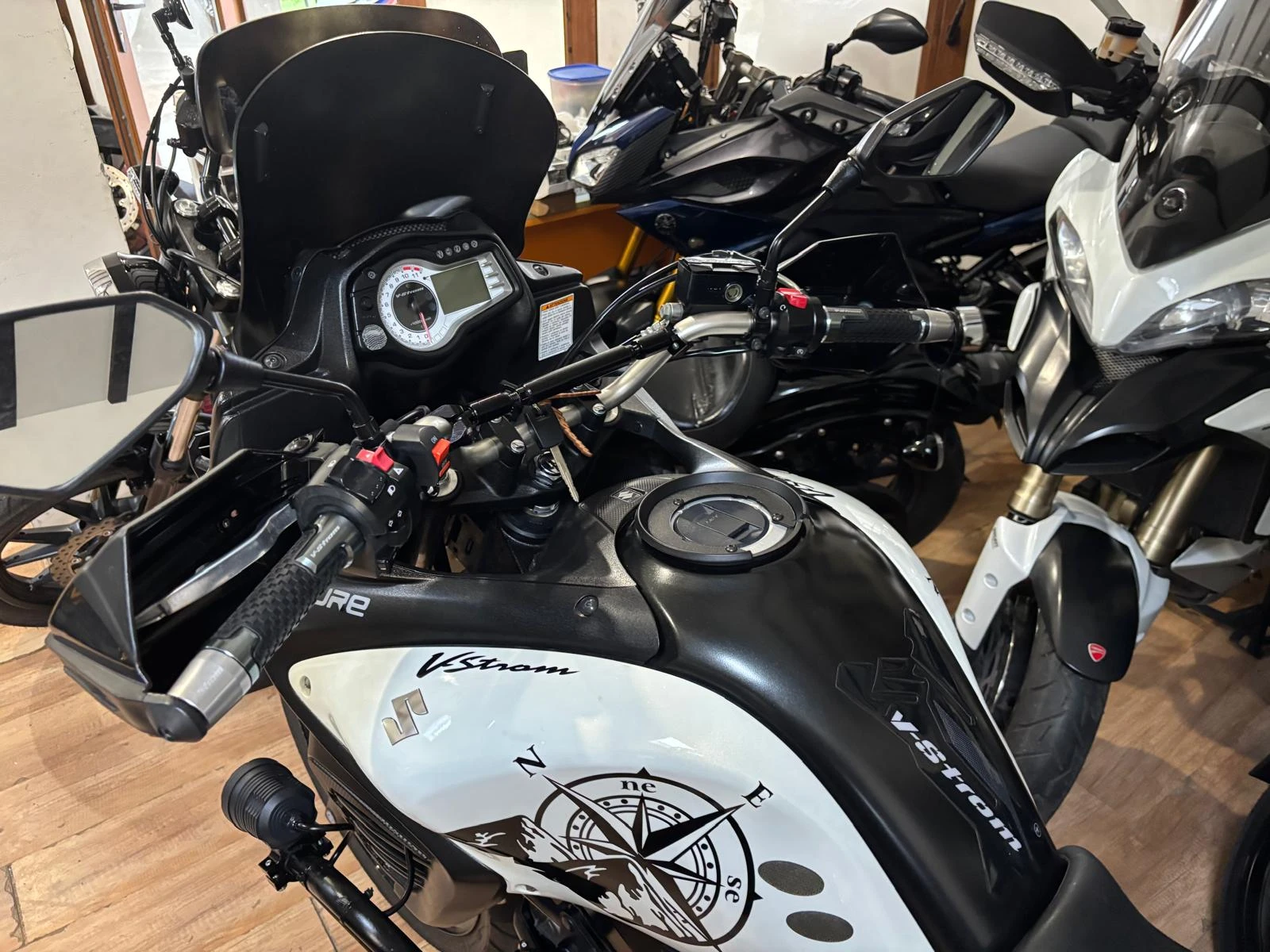 Suzuki V-strom 650i ABS, снимка 10 - Мотоциклети и мототехника - 56088209