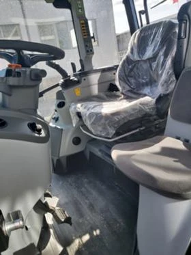 Трактор Claas Трактор CLAAS модел ARION 460 HEXASHIFT CIS , снимка 9