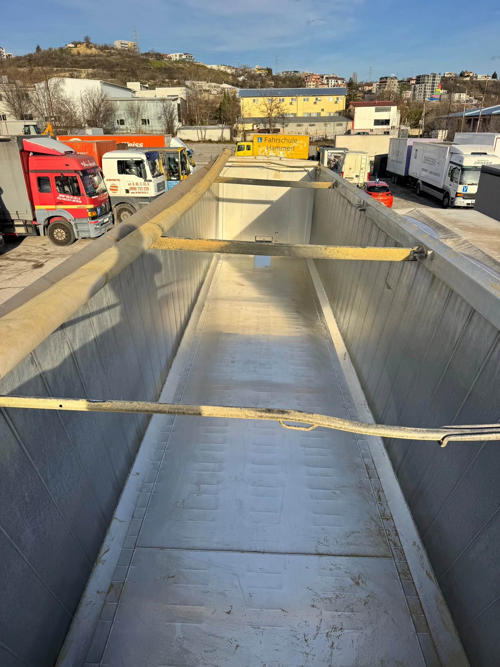 ����������� Wielton ������� 64 ������ ������ ��3 | Mobile.bg � ����������� 10