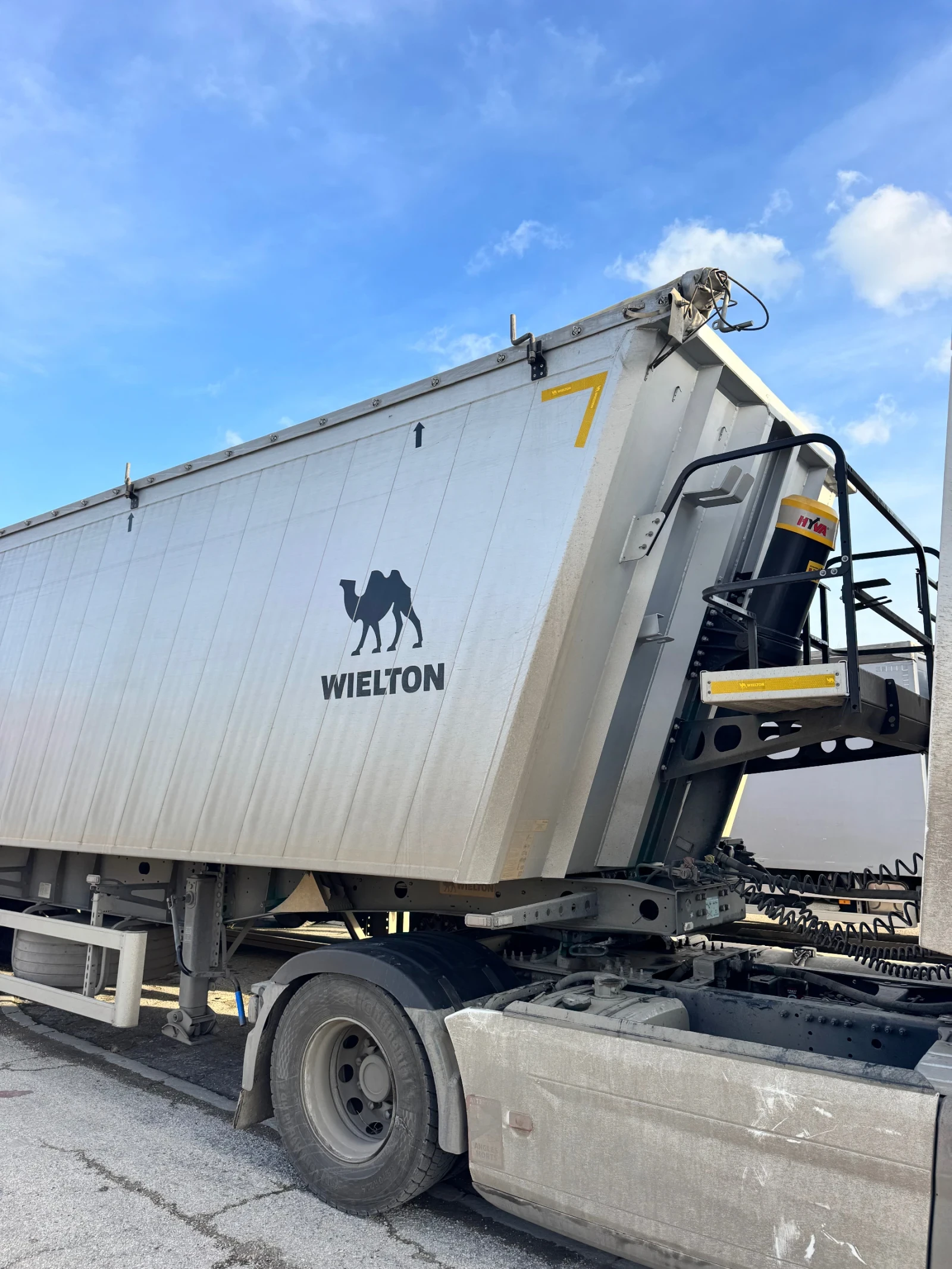 ����������� Wielton ������� 64 ������ ������ ��3 | Mobile.bg � ����������� 6