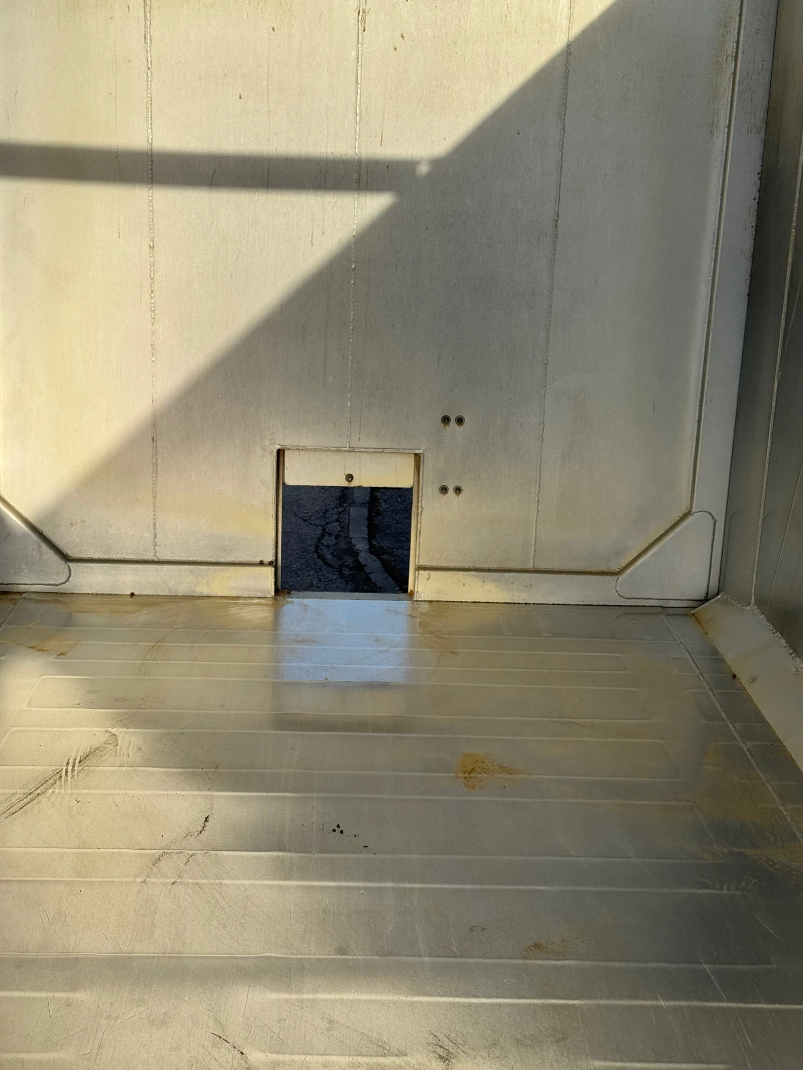 ����������� Wielton ������� 64 ������ ������ ��3 | Mobile.bg � ����������� 13