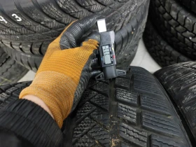 Гуми Зимни 245/45R19, снимка 4