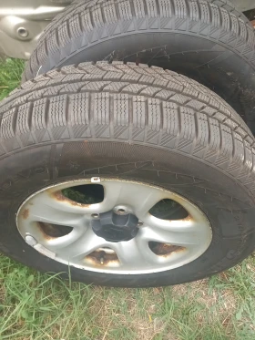 Гуми с джанти Dunlop 215/70R16, снимка 2