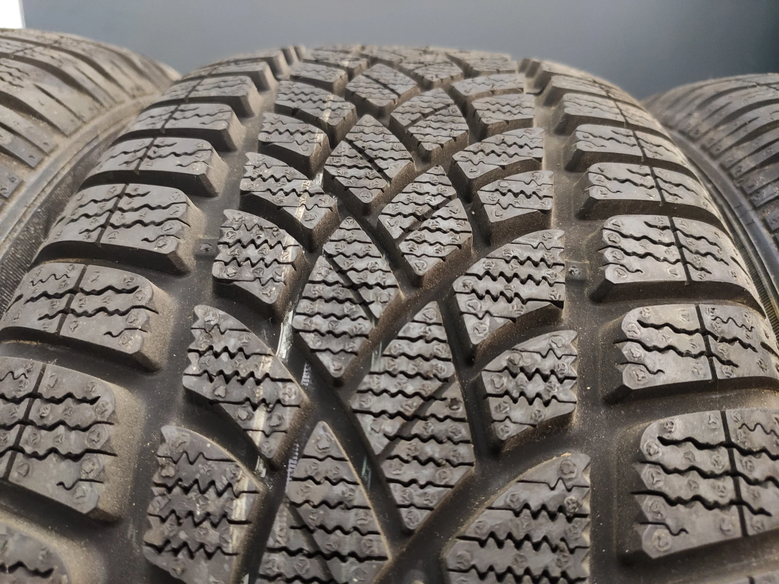  215/55R16 | Mobile.bg   2