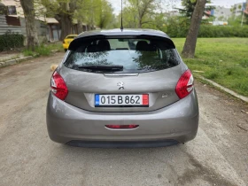 Peugeot 208 Автоматик , снимка 6