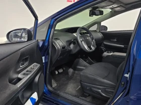 Toyota Prius V 1.8 HYBRID, снимка 10