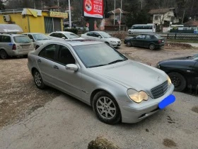 Mercedes-Benz C 200 Класик, снимка 2