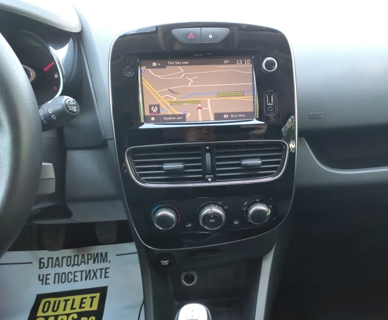 Renault Clio Grandtour 1.5 dCi NAVI, снимка 8 - Автомобили и джипове - 46294019