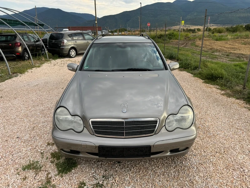 Mercedes-Benz C 180 Kompressor. Автоматик!, снимка 3 - Автомобили и джипове - 46887597