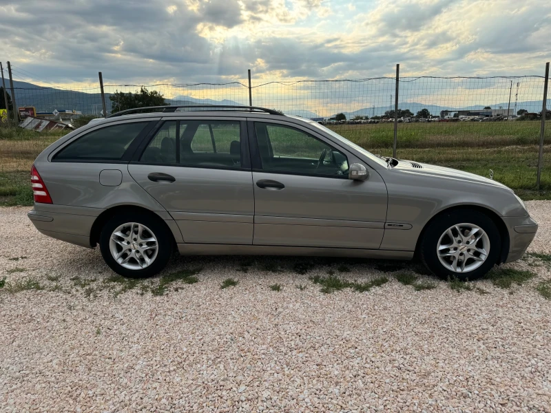 Mercedes-Benz C 180 Kompressor. Автоматик!, снимка 4 - Автомобили и джипове - 46887597