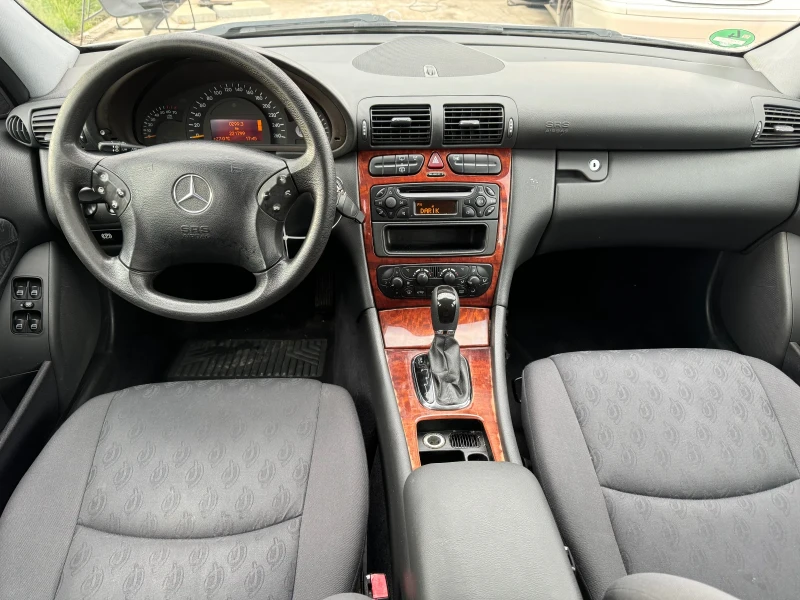 Mercedes-Benz C 180 Kompressor. Автоматик!, снимка 9 - Автомобили и джипове - 46887597