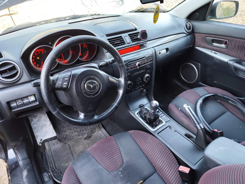 Mazda 3 2.0 , снимка 10 - Автомобили и джипове - 47444951