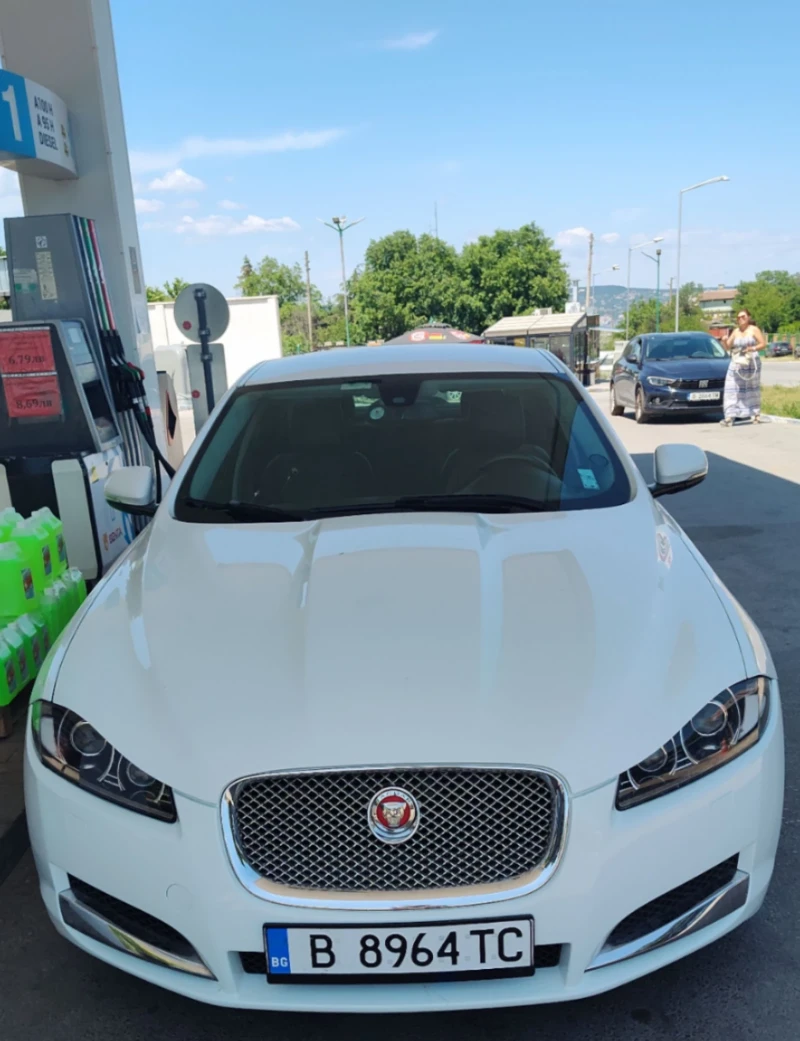 Jaguar Xf 2.2, снимка 1 - Автомобили и джипове - 48980300