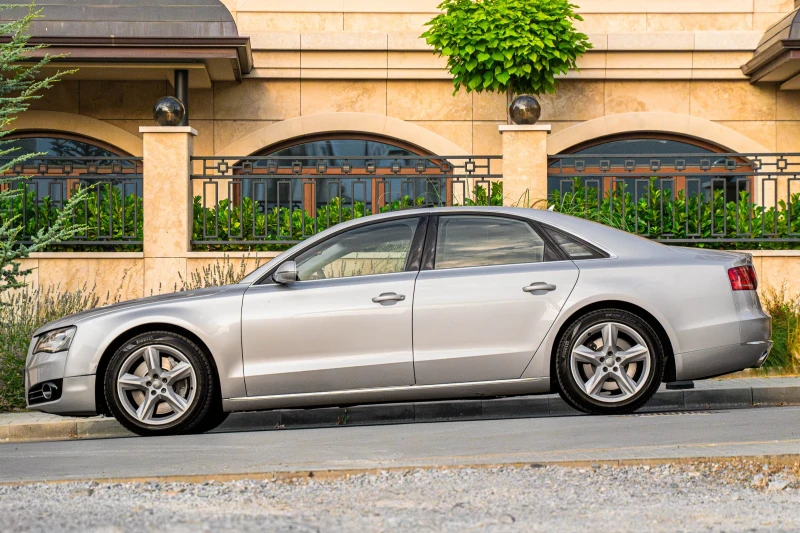Audi A8, снимка 2 - Автомобили и джипове - 52584227