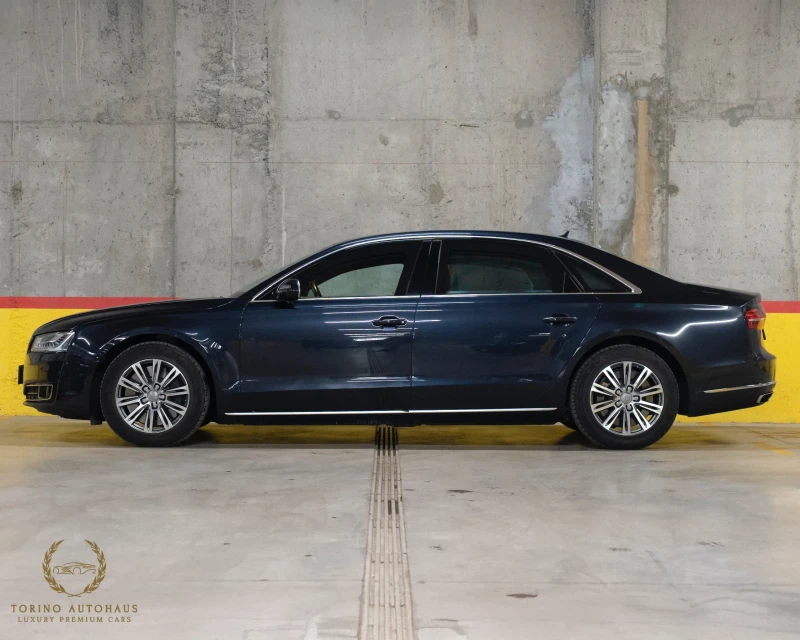 Audi A8 L* W12* ARMOURED* VR7* POLTRONA* 1/1* LIMITED* , снимка 2 - Автомобили и джипове - 52012279