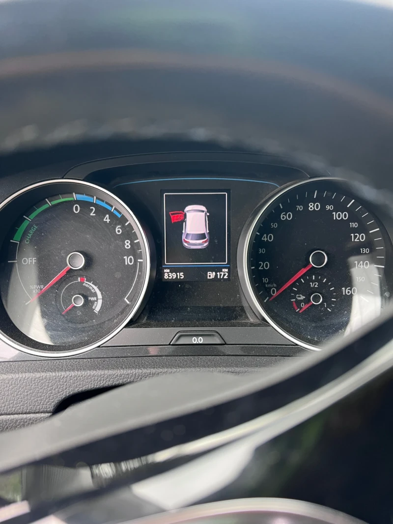 VW Golf E-golf, снимка 6 - Автомобили и джипове - 52523603