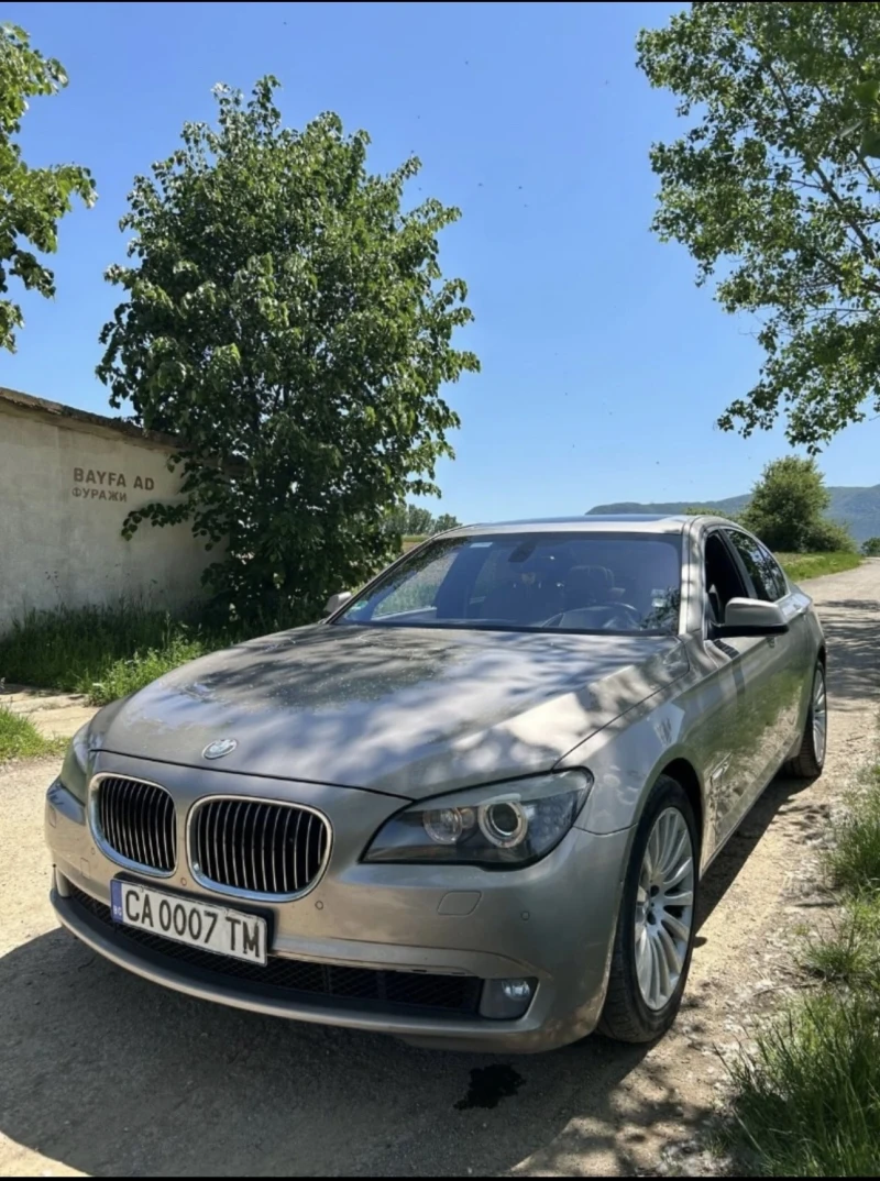 BMW 740 Long Xdrive DVD, снимка 2 - Автомобили и джипове - 52840820