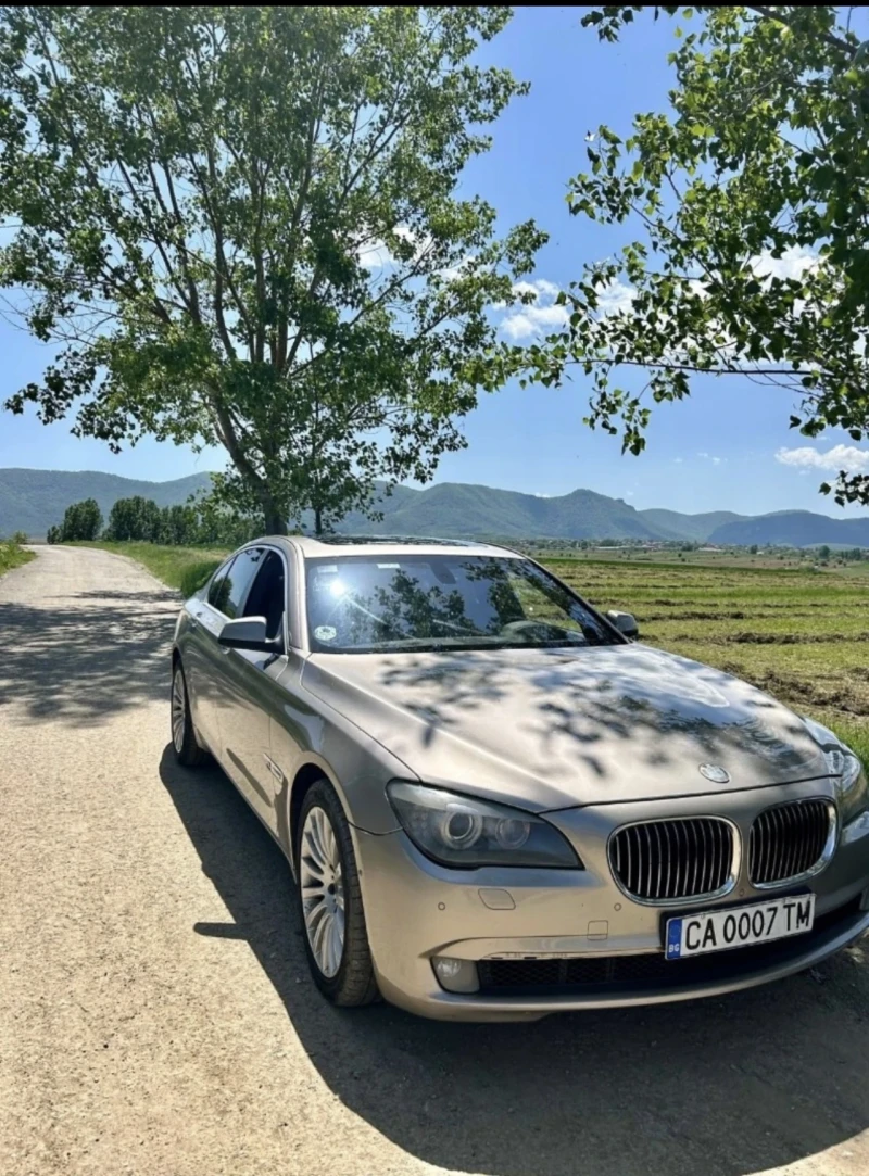 BMW 740 Long Xdrive DVD, снимка 3 - Автомобили и джипове - 52840820