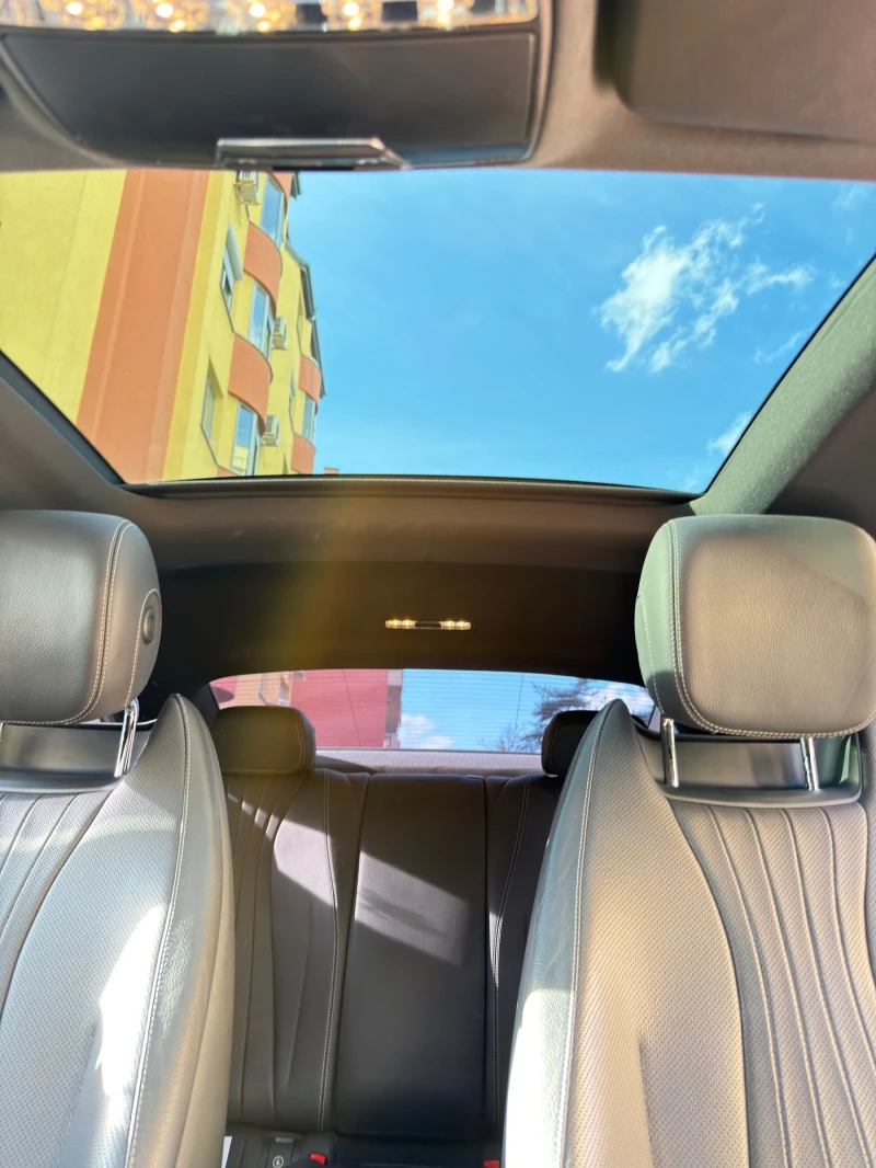 Mercedes-Benz E 400 4Matic / Burmester / Panorama / AMG Pack, снимка 8 - Автомобили и джипове - 52588211