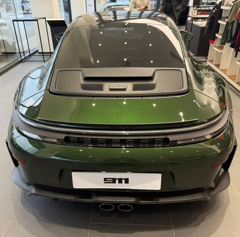 Porsche 911 992 GT3 Touring, снимка 4 - Автомобили и джипове - 52662443