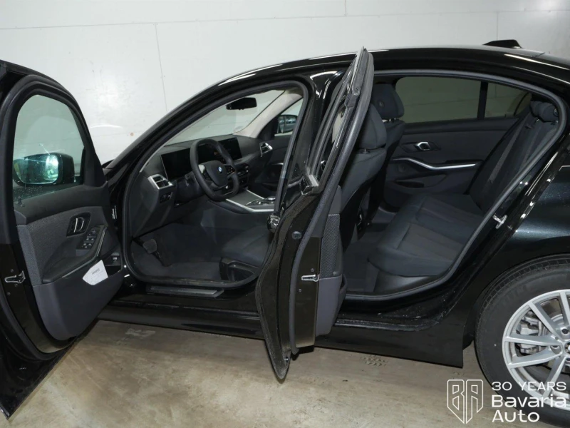 BMW 318 i Steptronic, снимка 5 - Автомобили и джипове - 52727768