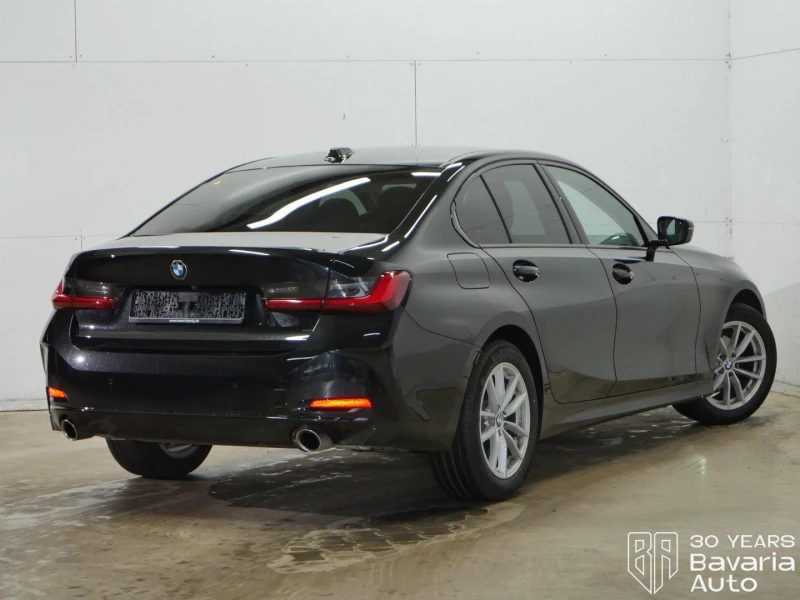 BMW 318 i Steptronic, снимка 3 - Автомобили и джипове - 52727768