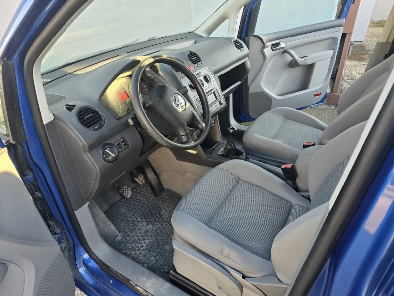 VW Caddy 1.9-105кс., снимка 5 - Автомобили и джипове - 52933641