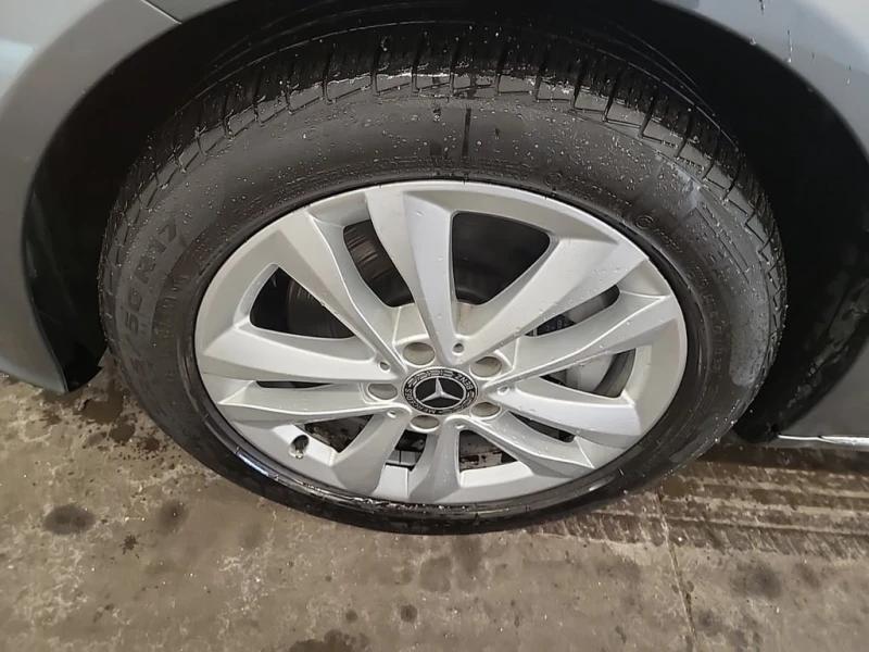 Mercedes-Benz C 300 * CARFAX * БЕЗ ПЪРВОНАЧАЛНА ВНОСКА, снимка 17 - Автомобили и джипове - 53042959