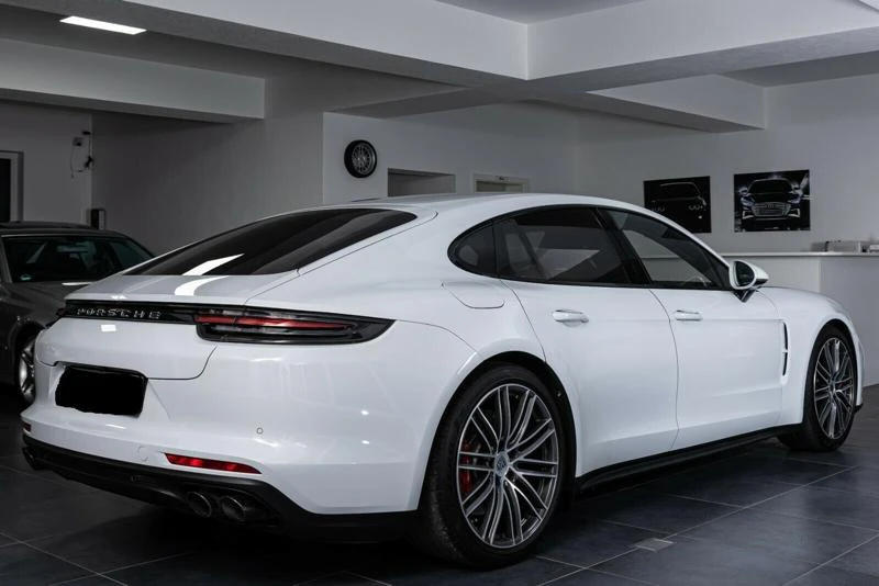 Porsche Panamera Turbo*PDLS+*Sport-Chrono*BOSE*ГАРАНЦИЯ , снимка 9 - Автомобили и джипове - 47451563