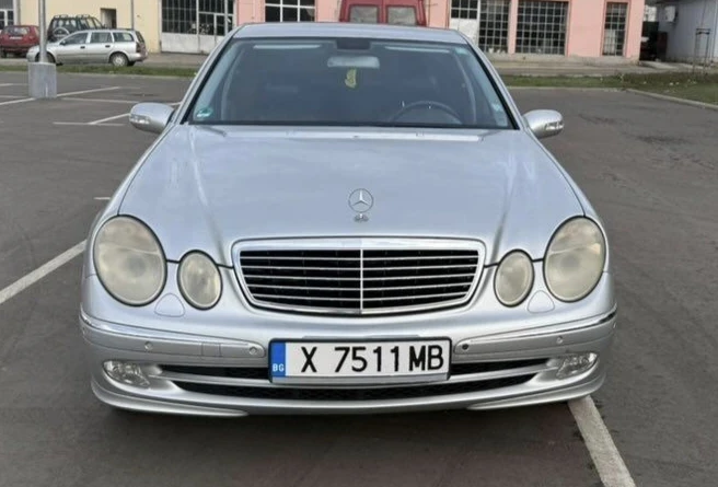 Mercedes-Benz E 320  - изображение 3