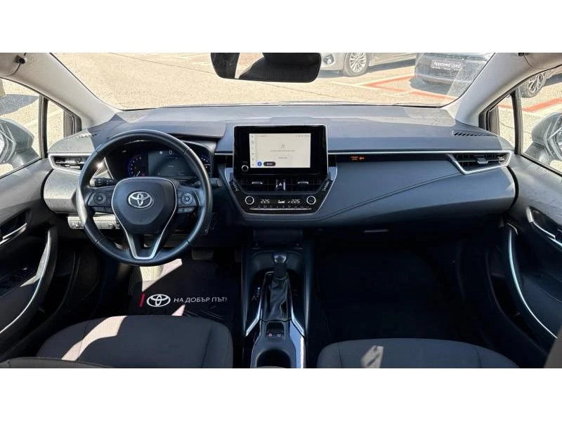 Toyota Corolla SDN 1.5P CVT EXECUTIVE, снимка 8 - Автомобили и джипове - 54410682