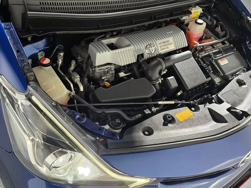 Toyota Prius V 1.8 HYBRID, снимка 6 - Автомобили и джипове - 55720202